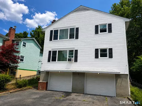 17 Charlene Dr, New Britain, CT 06053