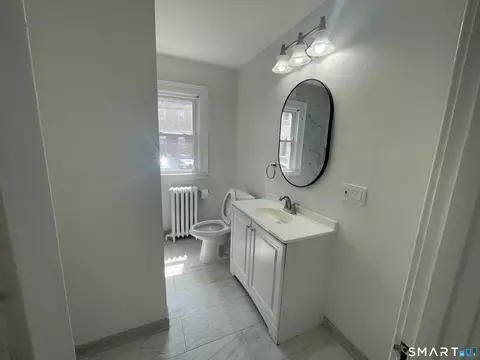 Bath - 21 Gorham Ave, Hamden, CT 06514 photo 1 of 2