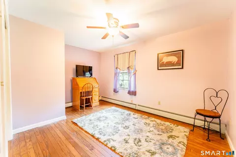 Bedroom - 39 Fox Rd, Putnam, CT 06260 photo 5 of 6