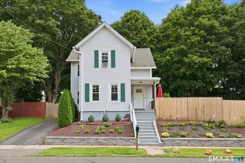 47 Woodland St, Meriden, CT 06451