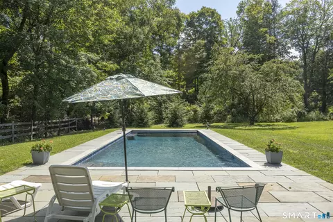 Exterior - 72 Main St, Salisbury, CT 06068 photo 8 of 13