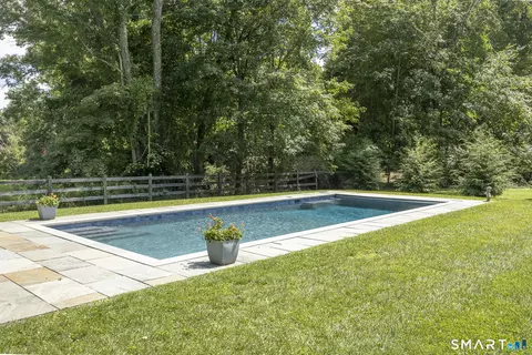 Exterior - 72 Main St, Salisbury, CT 06068 photo 7 of 13