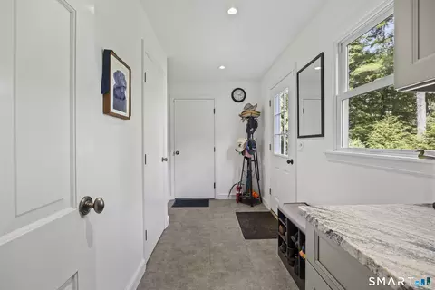 Entry Way - 72 Main St, Salisbury, CT 06068 photo 2 of 5