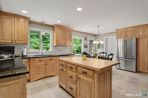 Kitchen - 60 Rowledge Pond Rd, Monroe, CT 06468 photo 5 of 5