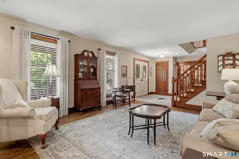 Entry Way - 60 Rowledge Pond Rd, Monroe, CT 06468 photo 3 of 4
