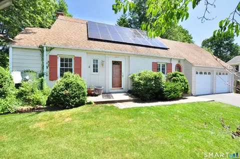 1210 Trout Brook Dr, West Hartford, CT 06119