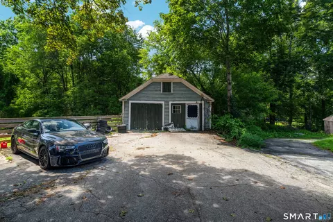 Exterior - 655 N Main St, Killingly, CT 06239 photo 3 of 7