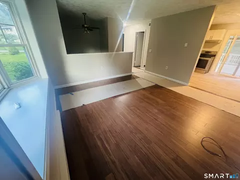 Living - 39 Beechwood Blvd, Plainfield, CT 06374 photo 2 of 4