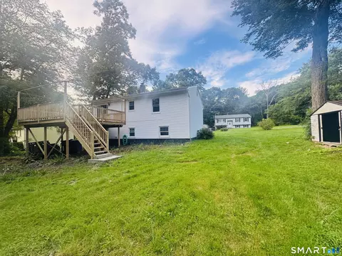Exterior - 39 Beechwood Blvd, Plainfield, CT 06374 photo 2 of 3