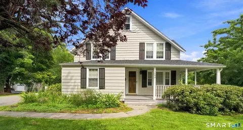 268 Ridgewood Rd, West Hartford, CT 06107