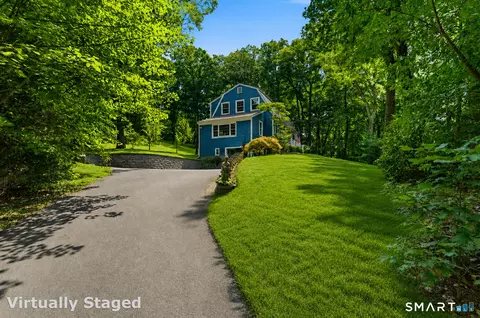136 Heritage Dr, Glastonbury, CT 06033