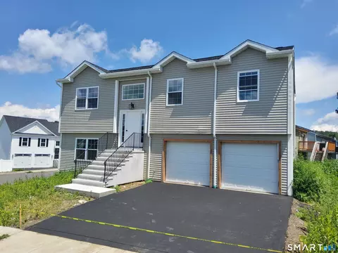 16 Kingsley Ct #9, Waterbury, CT 06704