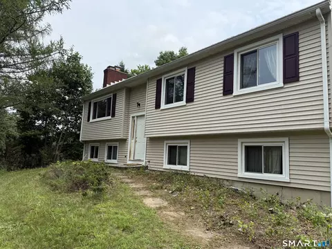 23 Town View Dr, New Milford, CT 06776