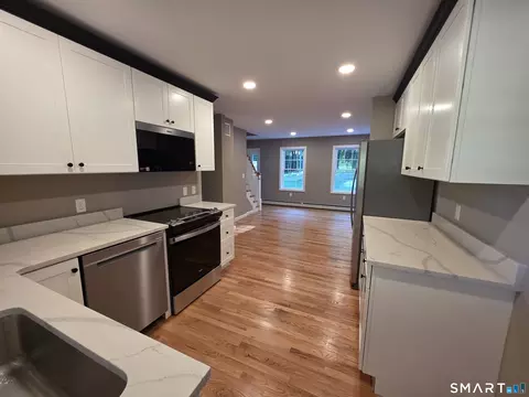 Kitchen - 236 Rixtown Rd, Griswold, CT 06351 photo 4 of 7