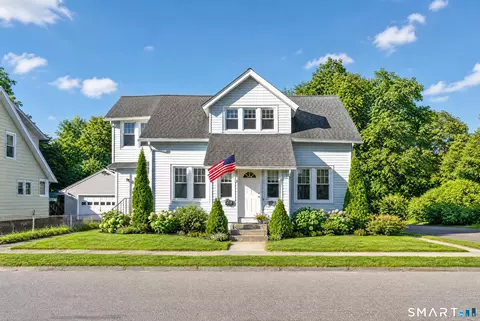 78 Waverly Ave, Milford, CT 06461