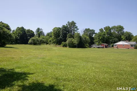 Bragg Street, North Canaan, CT 06018