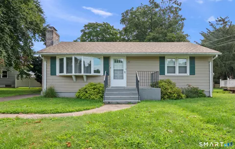6 Charles St, Southington, CT 06489
