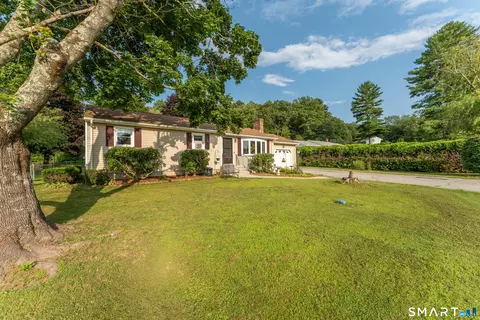 Exterior - 18 Philmar Dr, Plainfield, CT 06374 photo 4 of 9