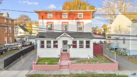 87 Amity St, Hartford, CT 06106