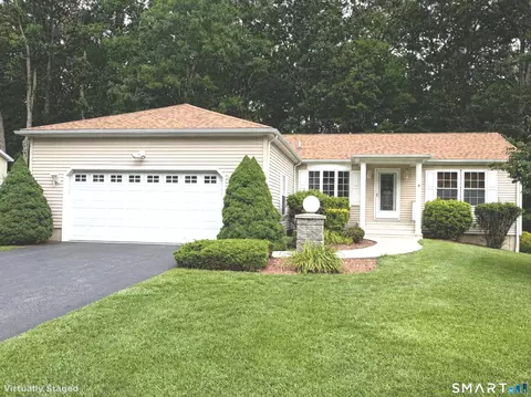 9 Paint Brush Path, Uncasville, CT 06382