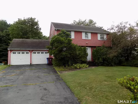 67 W District Rd, Unionville, CT 06085