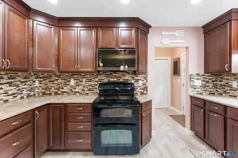 Kitchen - 415 Jerusalem Rd, Windham, CT 06280 photo 3 of 5