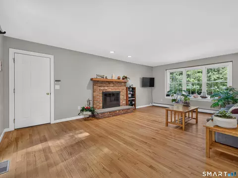 Living - 2125 Durham Rd, Madison, CT 06443 photo 3 of 4
