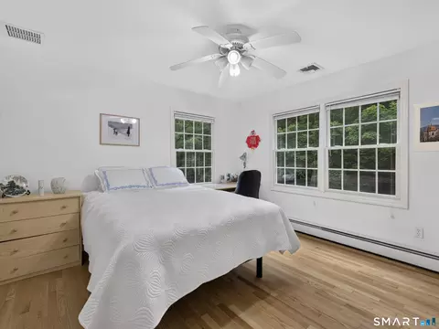 Bedroom - 2125 Durham Rd, Madison, CT 06443 photo 6 of 7