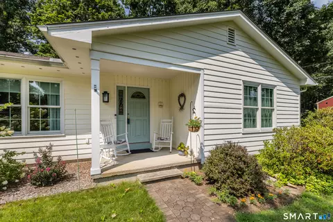 170 Charter Oak Rd, Southbury, CT 06488