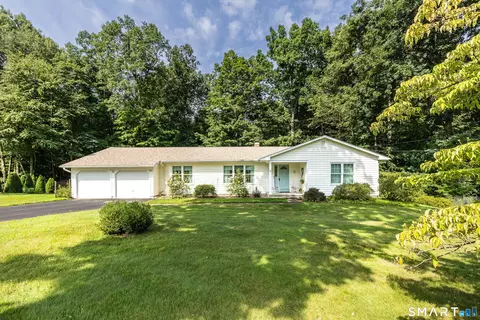 170 Charter Oak Rd, Southbury, CT 06488