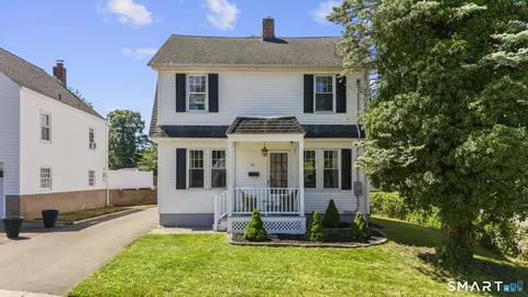 45 Hartley St, North Haven, CT 06473