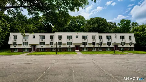 131 N Main St Apt 30 North Main St, Branford, CT 06405
