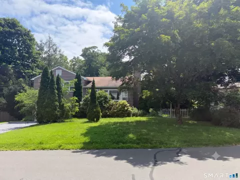 19 S Down River Rd, New Canaan, CT 06840