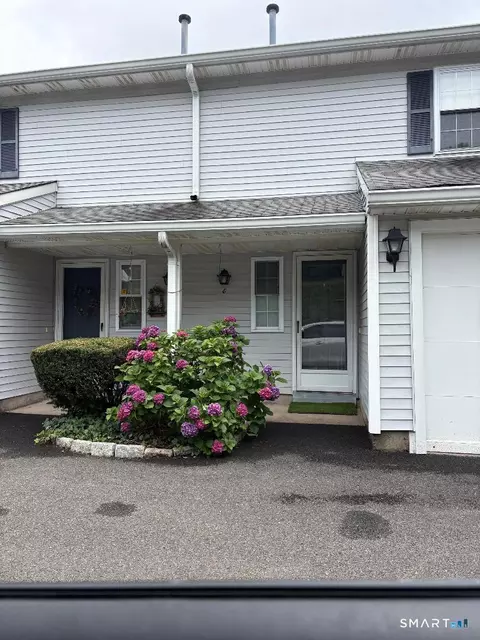 3227 E Main St #E, Waterbury, CT 06705