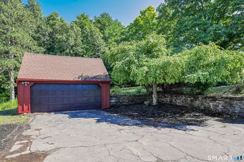 Exterior - 987 Hill St, Suffield, CT 06078 photo 1 of 7