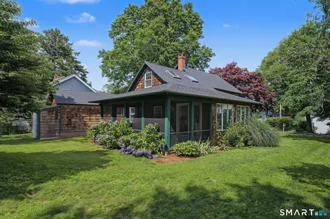Exterior - 44 Pent Rd, Madison, CT 06443 photo 2 of 5