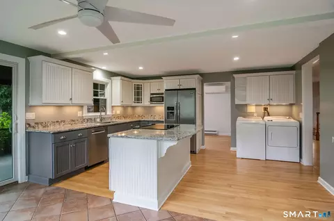 Kitchen - 44 Pent Rd, Madison, CT 06443 photo 3 of 3