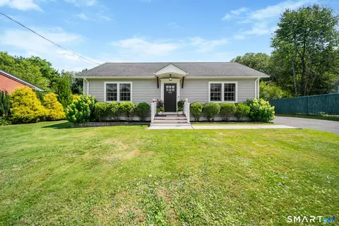 3112 N Main St, Waterbury, CT 06704