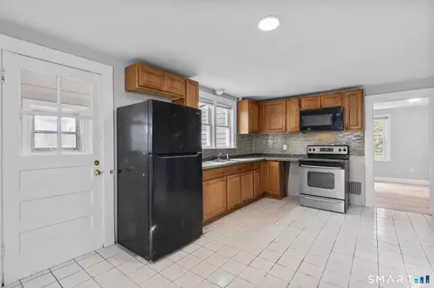 Kitchen - 68 Whiting St, Hamden, CT 06514 photo 3 of 4