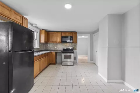 Kitchen - 68 Whiting St, Hamden, CT 06514 photo 4 of 4