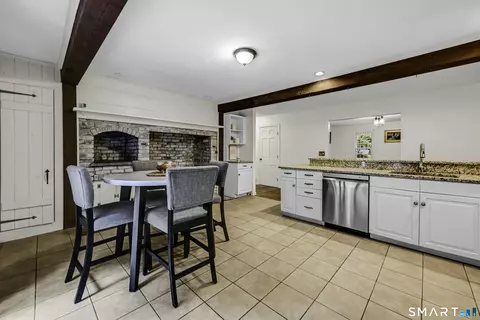 Kitchen - 75 Great Ring Rd, Sandy Hook, CT 06482 photo 3 of 3