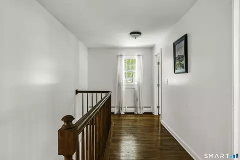 Entry Way - 75 Great Ring Rd, Sandy Hook, CT 06482 photo 2 of 2