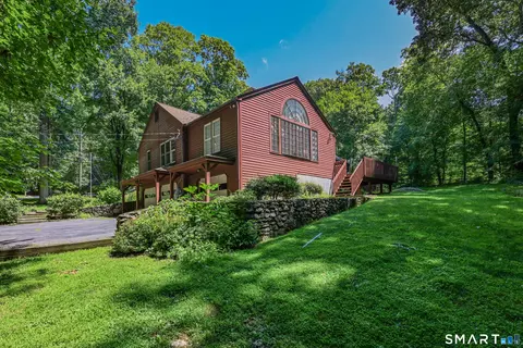 Exterior - 75 Great Ring Rd, Sandy Hook, CT 06482 photo 10 of 10