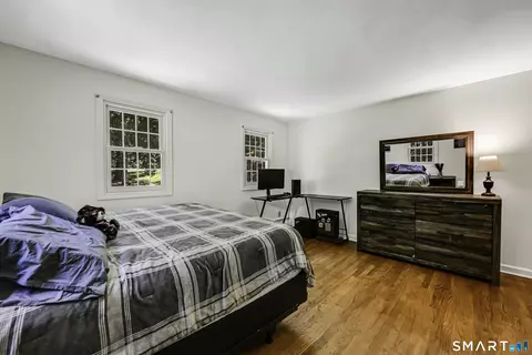 Bedroom - 75 Great Ring Rd, Sandy Hook, CT 06482 photo 4 of 7