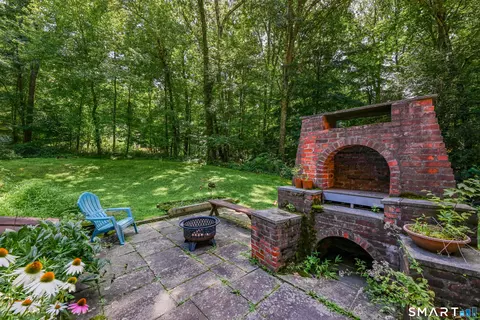 Exterior - 75 Great Ring Rd, Sandy Hook, CT 06482 photo 6 of 10