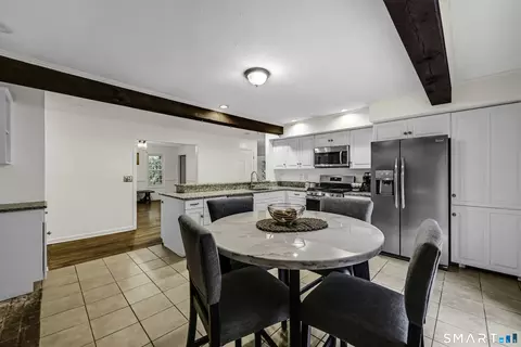Kitchen - 75 Great Ring Rd, Sandy Hook, CT 06482 photo 2 of 3