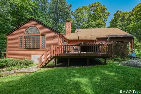 Exterior - 75 Great Ring Rd, Sandy Hook, CT 06482 photo 9 of 10