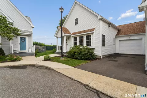 73 Forest Rd #A, Milford, CT 06461