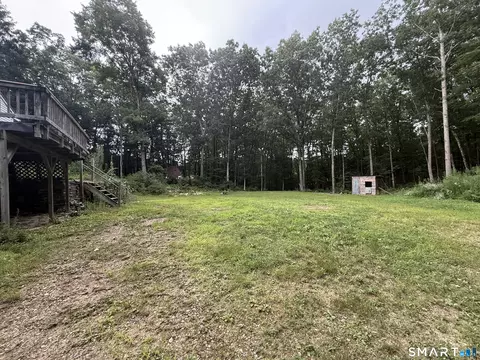 Exterior - 421 Modock Rd, Putnam, CT 06260 photo 12 of 15