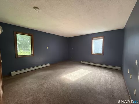 Bedroom - 421 Modock Rd, Putnam, CT 06260 photo 1 of 6